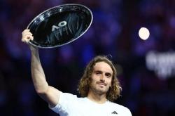 足球直播-欧洲网球队横扫西班牙网球队，西西帕斯统治全场的简单介绍